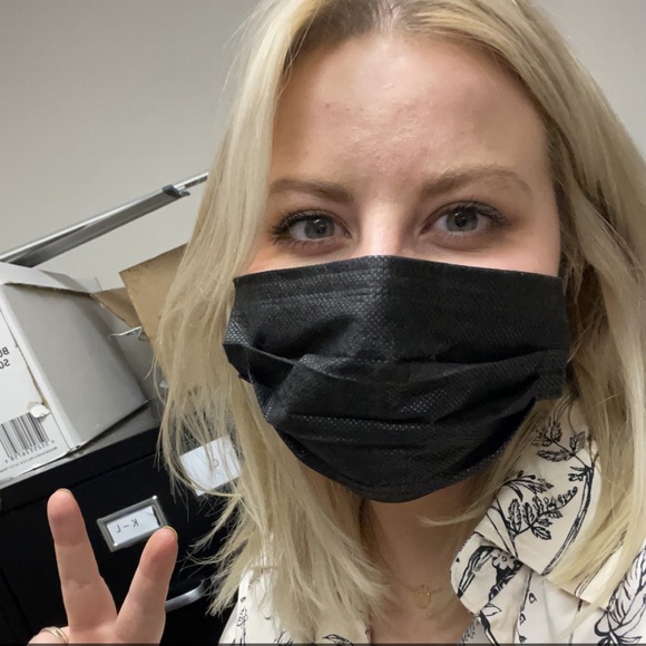 Meet your Posher, Brandy - Picture 1 of 1